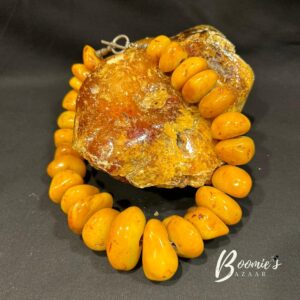 Yellow Amber Handcut Necklace Old Bedouin